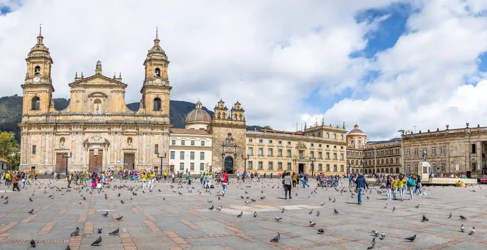 Plaza de Bolívar en el centro de Bogotá, Colombia.